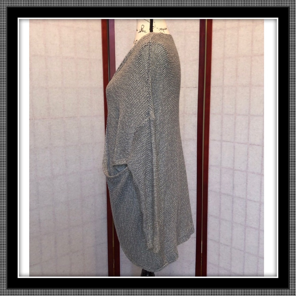 RD Style Gray V-Neck Sweater - Picture 3 of 7